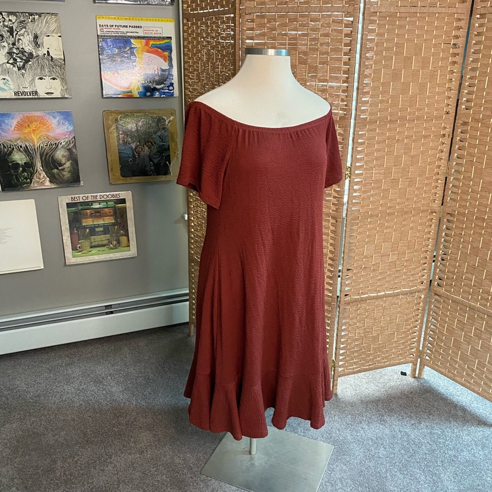 Torrid scrunch off shoulder dress